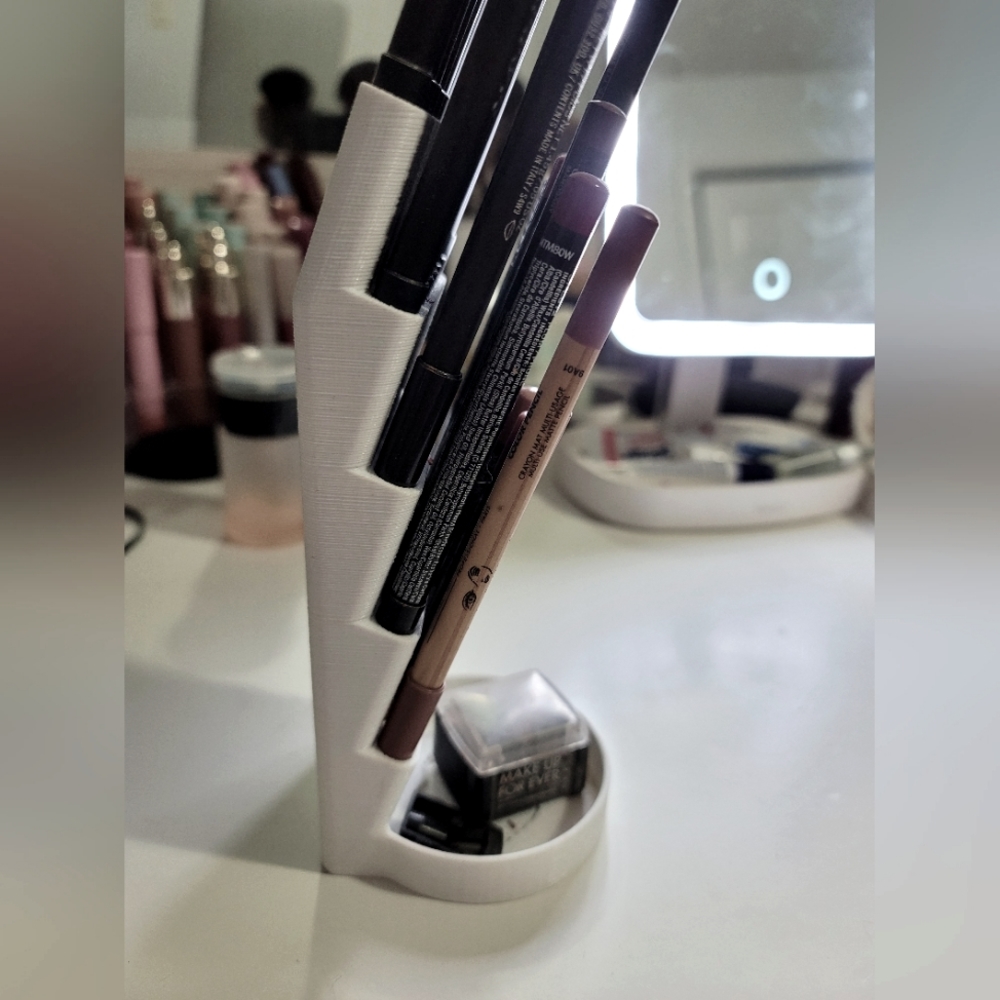 Makeup Pencil holder (lip pencil not included)
